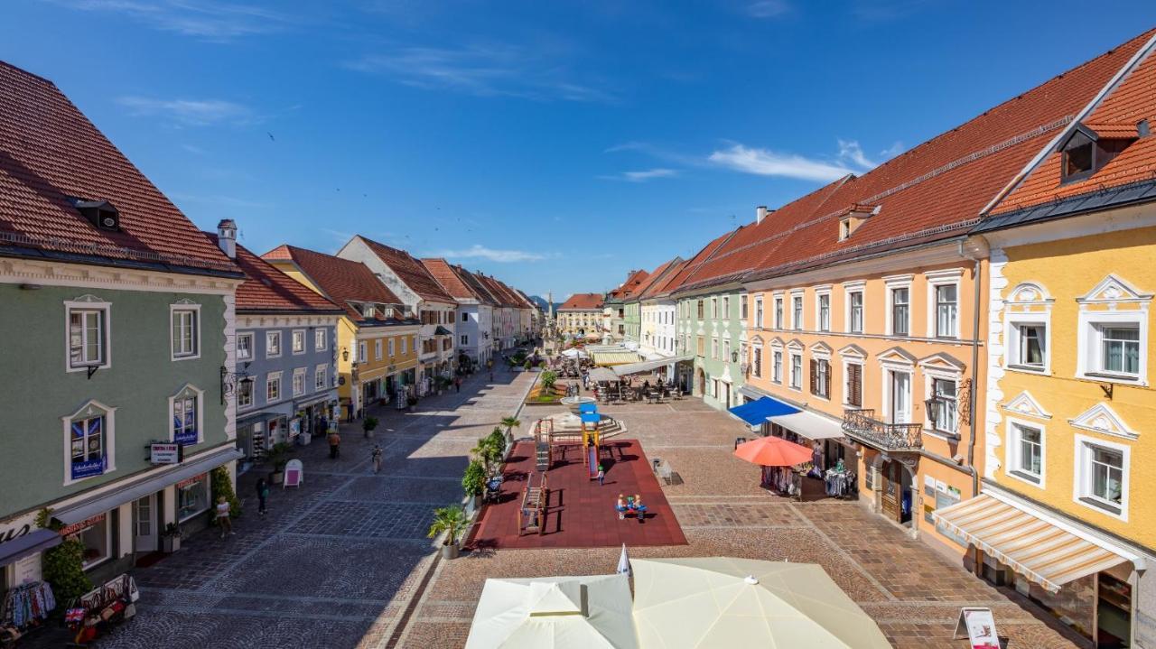 Perfekte Lage! Ganze Wohnung Burgblick Residenz Sankt Veit an der Glan Buitenkant foto