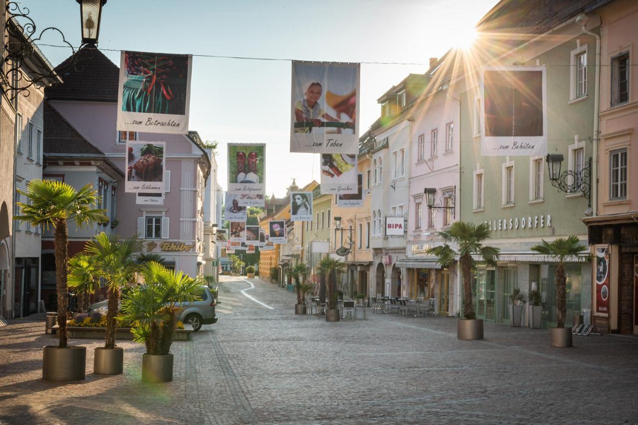 Perfekte Lage! Ganze Wohnung Burgblick Residenz Sankt Veit an der Glan Buitenkant foto