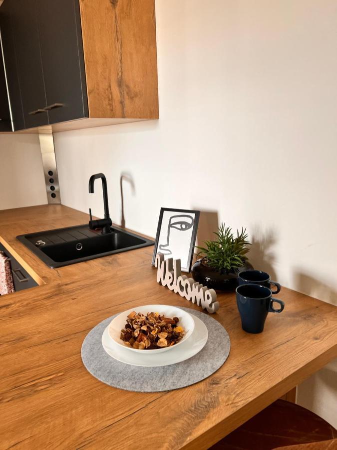 Perfekte Lage! Ganze Wohnung Burgblick Residenz Sankt Veit an der Glan Buitenkant foto